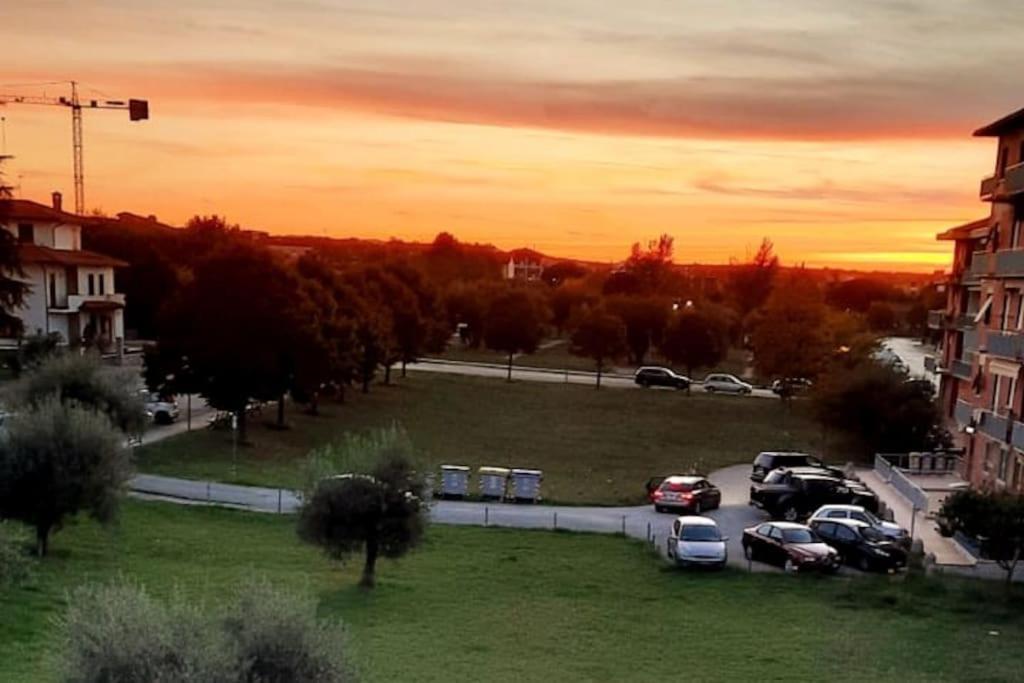 Ai Piedi Del Centro Storico Castiglione del Lago Exterior foto